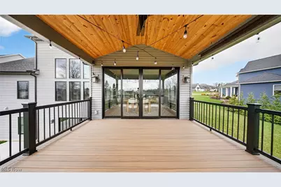 2071 Lanterman Circle, Hinckley, OH 44233 - Photo 15