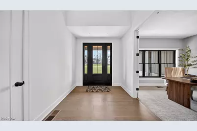 2071 Lanterman Circle, Hinckley, OH 44233 - Photo 3