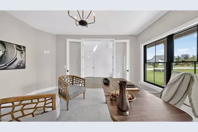 2071 Lanterman Circle, Hinckley, OH 44233 - Photo 17