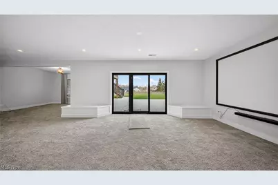 2071 Lanterman Circle, Hinckley, OH 44233 - Photo 31