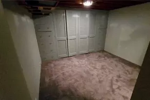 8160 Marianna Blvd, Grandview Heights, OH 44147 - Photo 11