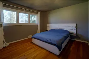 8160 Marianna Blvd, Grandview Heights, OH 44147 - Photo 7