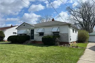 4133 Eastwood Ln, Warrensville Heights, OH 44122 - Photo 3