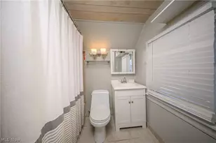 270 E Cassell Ave, Barberton, OH 44203 - Photo 17