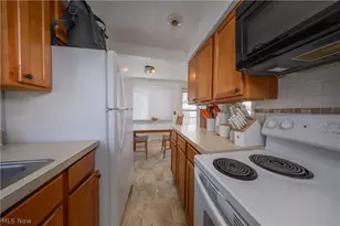 270 E Cassell Ave, Barberton, OH 44203 - Photo 11