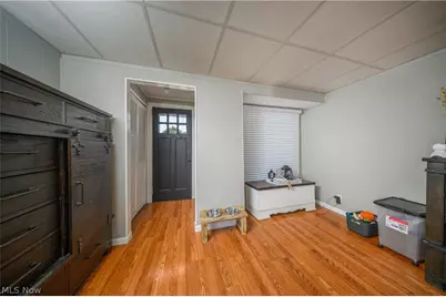 270 E Cassell Avenue, Barberton, OH 44203 - Photo 7