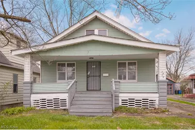 7915 Vineyard Avenue, Loveland, OH 44105 - Photo 1