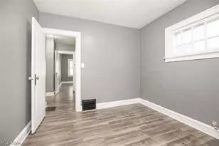 7915 Vineyard Ave, Loveland, OH 44105 - Photo 17