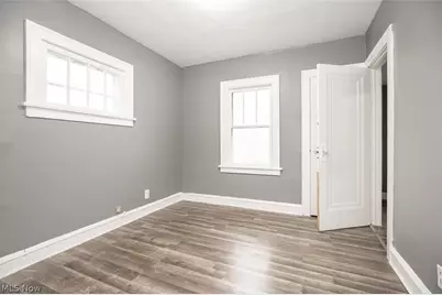 7915 Vineyard Avenue, Loveland, OH 44105 - Photo 15