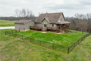 18579 Hobbler Ln, Lore City, OH 43755 - Photo 3