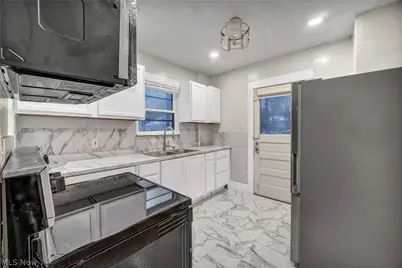 960 Whittier Avenue, Akron, OH 44320 - Photo 17