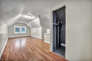 960 Whittier Ave, Akron, OH 44320 - Photo 33