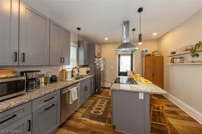 1859 W 58th Street, Loveland, OH 44102 - Photo 9