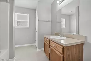 3241 W 50th St, Loveland, OH 44102 - Photo 27