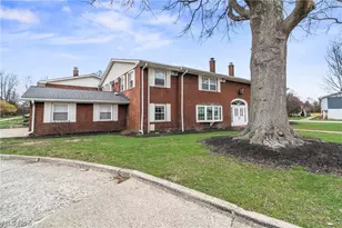 11 Meadowlawn Dr, Mentor, OH 44060 - Photo 3