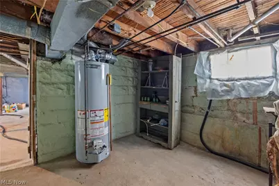 255 E 42nd Street, Lorain, OH 44052 - Photo 37