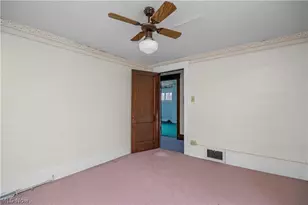 255 E 42nd St, Lorain, OH 44052 - Photo 25