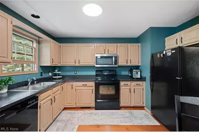 20745 Sun Meadow Trail, Strongsville, OH 44149 - Photo 11