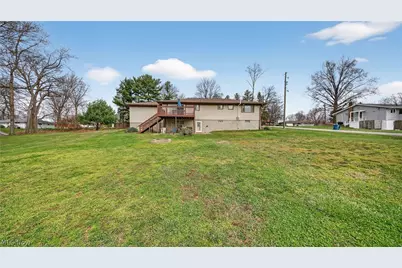 1952 Caroline Avenue, Norton, OH 44203 - Photo 3