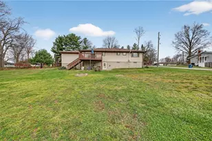 1952 Caroline Ave, Norton, OH 44203 - Photo 3