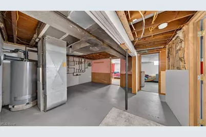 1952 Caroline Avenue, Norton, OH 44203 - Photo 47