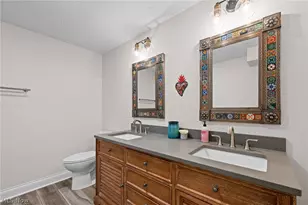 22235 Arbor Cliff Ln, Rocky River, OH 44116 - Photo 25