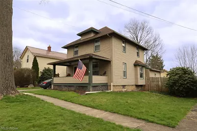 330 E Central Avenue, Ravenna, OH 44266 - Photo 1