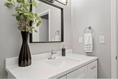 10526 Clifton Boulevard #203, Loveland, OH 44102 - Photo 11