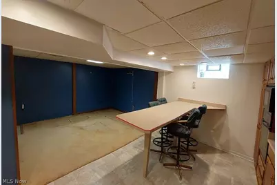 319 Westwood Drive, Steubenville, OH 43953 - Photo 15