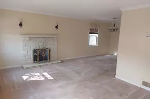 319 Westwood Dr, Steubenville, OH 43953 - Photo 3