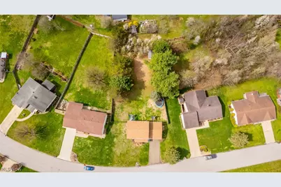 604 Pine Valley Drive, Steubenville, OH 43952 - Photo 7