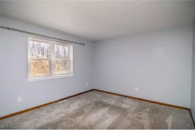 604 Pine Valley Drive, Steubenville, OH 43952 - Photo 17