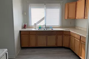 673 Sumner St, Akron, OH 44311 - Photo 7