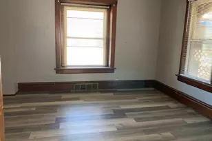 673 Sumner St, Akron, OH 44311 - Photo 13