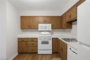 4187 Columbia Rd, North Olmsted, OH 44070 - Photo 9