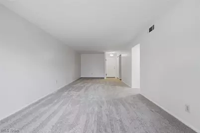 4187 Columbia Road, North Olmsted, OH 44070 - Photo 5