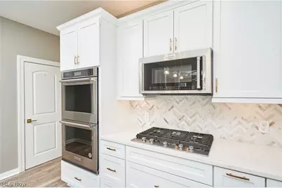 4355 Willow Wood Way, Uniontown, OH 44685 - Photo 5