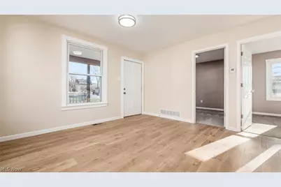 1535 Central Avenue, Zanesville, OH 43701 - Photo 7