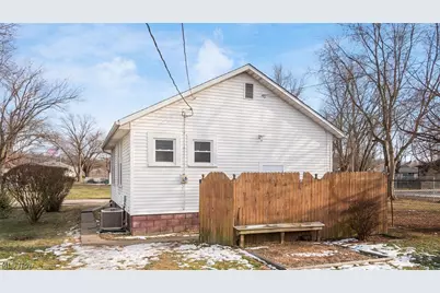 1535 Central Avenue, Zanesville, OH 43701 - Photo 13