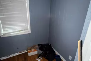 654 E 240th St, Euclid, OH 44123 - Photo 13