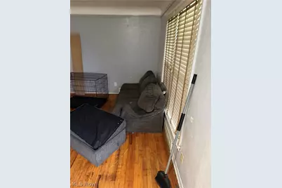 654 E 240 Street, Euclid, OH 44123 - Photo 5