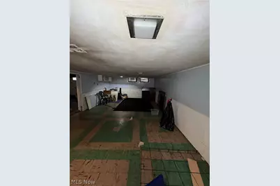 654 E 240 Street, Euclid, OH 44123 - Photo 27