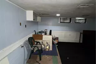 654 E 240th St, Euclid, OH 44123 - Photo 29