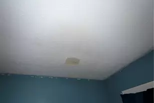 654 E 240th St, Euclid, OH 44123 - Photo 21