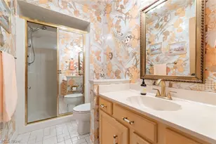 25235 Penshurst Dr, Beachwood, OH 44122 - Photo 29