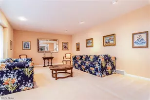 25235 Penshurst Dr, Beachwood, OH 44122 - Photo 7