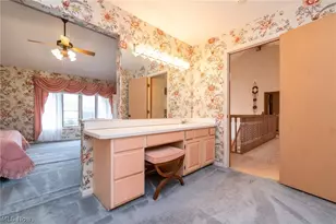 25235 Penshurst Dr, Beachwood, OH 44122 - Photo 35