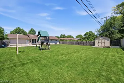 4480 Vezber Drive, Green Hills, OH 44131 - Photo 43