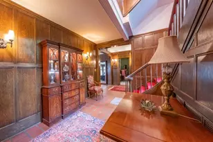 10494 Lakeshore Blvd, Bratenahl, OH 44108 - Photo 9