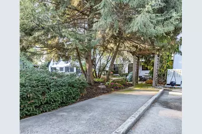 10494 Lake Shore Boulevard, Bratenahl, OH 44108 - Photo 47